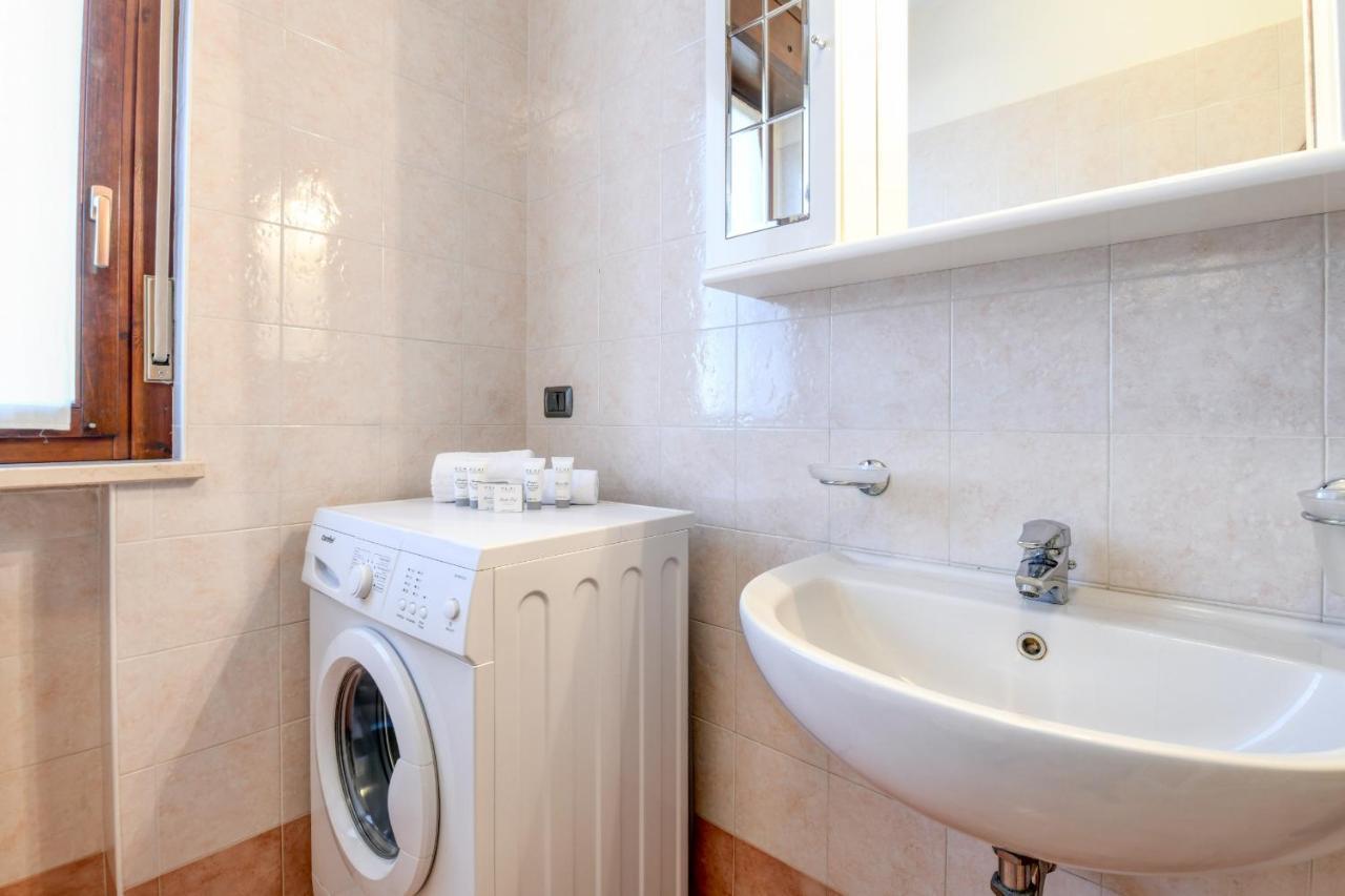 Residence Meridiana Peschiera del Garda Eksteriør billede