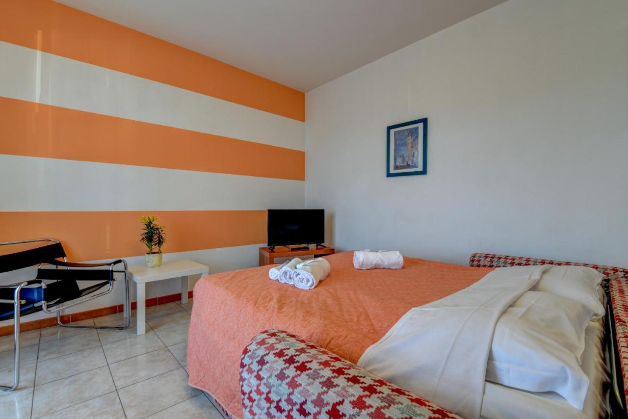 Residence Meridiana Peschiera del Garda Eksteriør billede