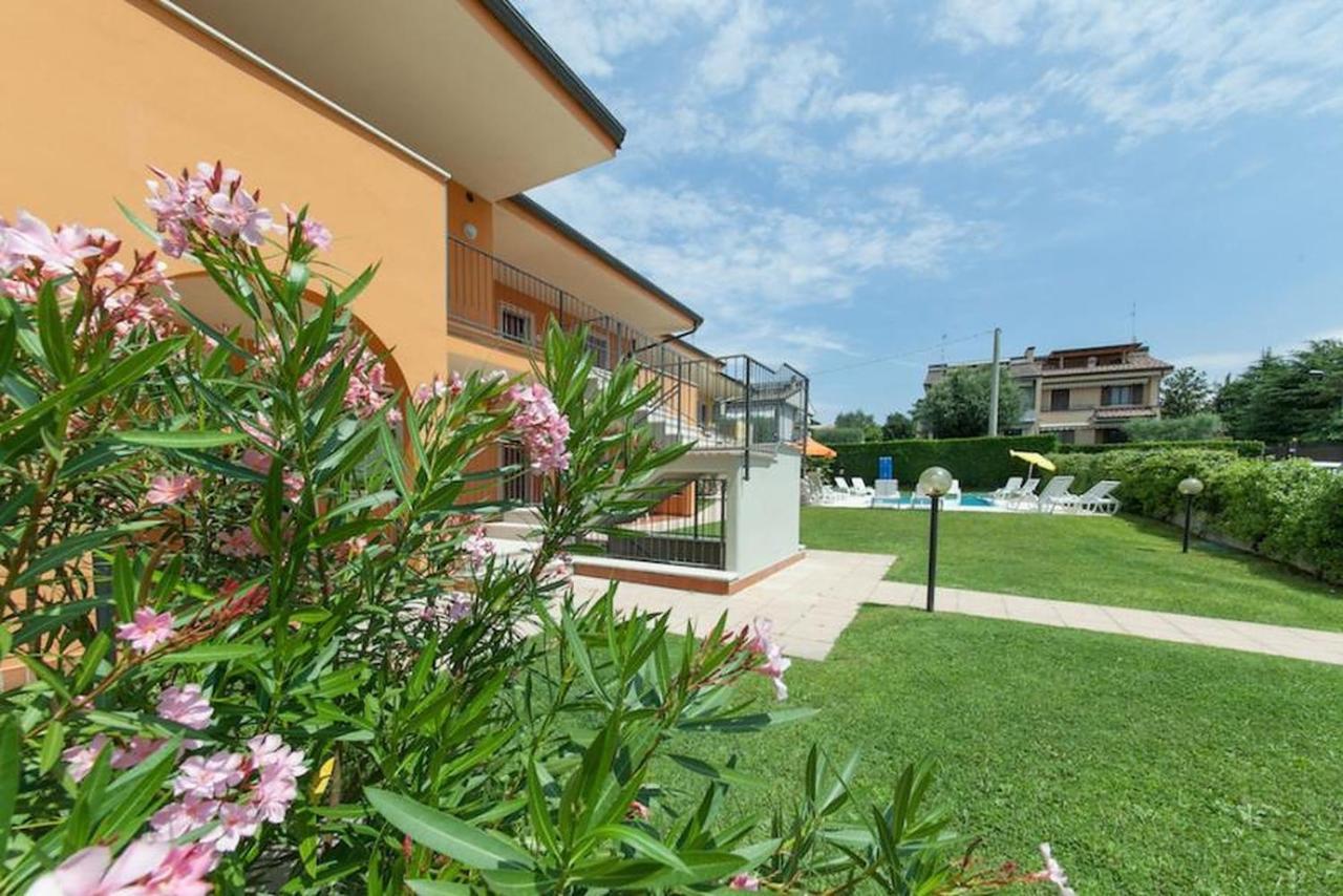 Residence Meridiana Peschiera del Garda Eksteriør billede